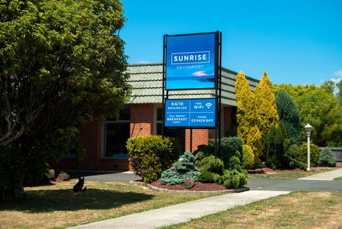 Comfort Inn Devonport - Lightning Ridge Tourism 25