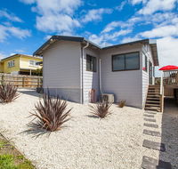 Bircoo Cottage Beach and Golf Getaway - Lightning Ridge Tourism