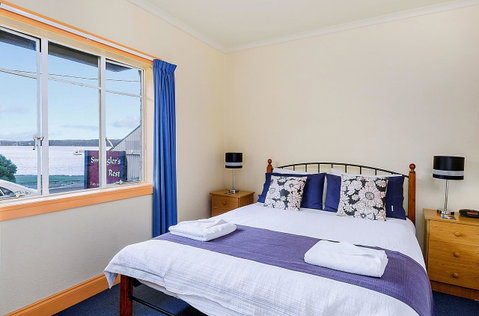 Smugglers Rest Apartments Dover - Lightning Ridge Tourism 10