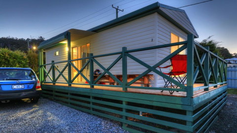 Bicheno Cabin Park - Lightning Ridge Tourism 34