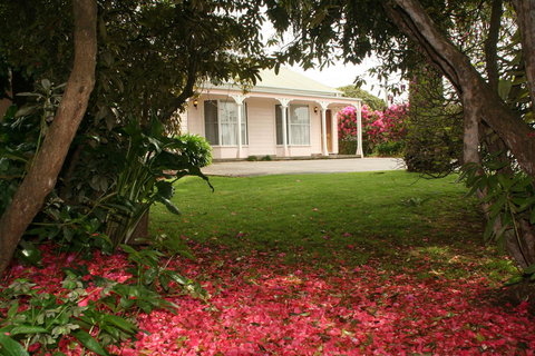 Anabel\'s Of Scottsdale - Lightning Ridge Tourism 27