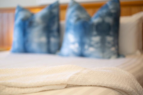 Anabel\'s Of Scottsdale - Lightning Ridge Tourism 19