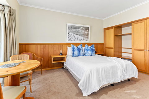 Anabel\'s Of Scottsdale - Lightning Ridge Tourism 24