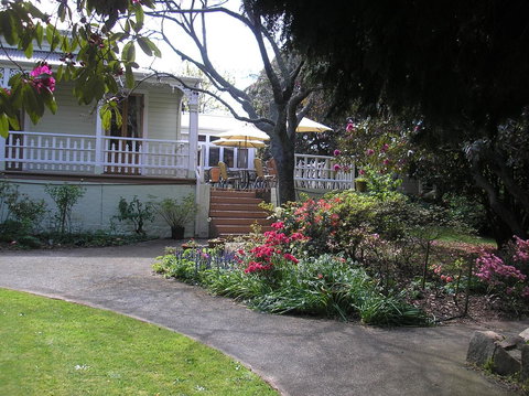 Anabel\'s Of Scottsdale - Lightning Ridge Tourism 25