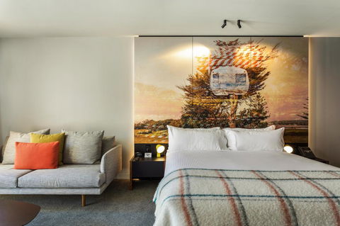 MACq 01 Hotel - Lightning Ridge Tourism 39