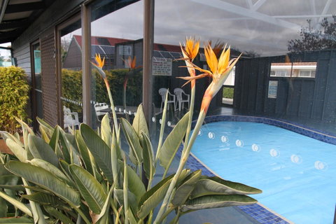 Barclay Motor Inn - Lightning Ridge Tourism 19