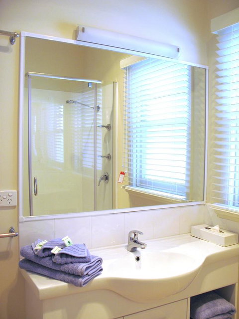 Barclay Motor Inn - Lightning Ridge Tourism 41
