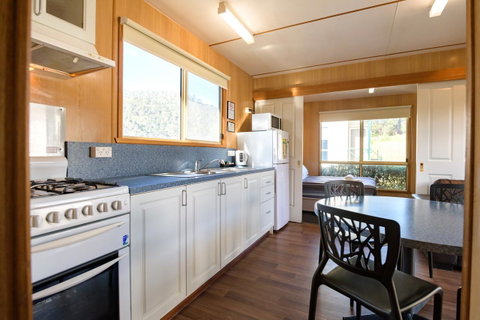 Discovery Parks - Mornington Hobart - Lightning Ridge Tourism 3