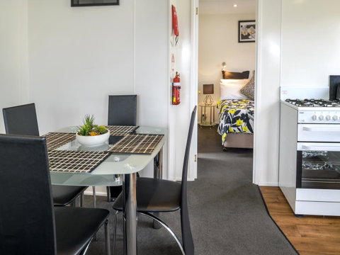 Discovery Parks - Mornington Hobart - Lightning Ridge Tourism 20