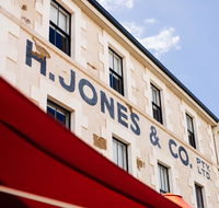 The Henry Jones Art Hotel - Lightning Ridge Tourism