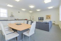 4 Bedroom House - Hobart CBD - Free Parking