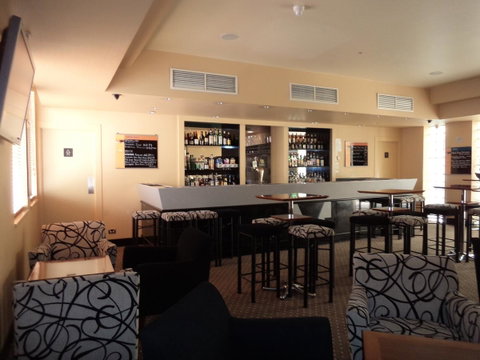 Salamanca Inn - Lightning Ridge Tourism 18
