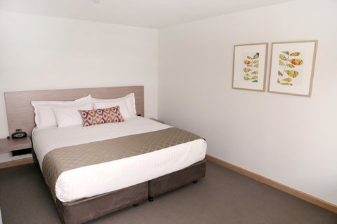 Salamanca Inn - Lightning Ridge Tourism 30