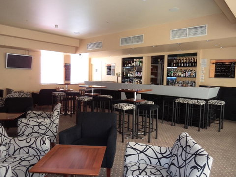 Salamanca Inn - Lightning Ridge Tourism 17
