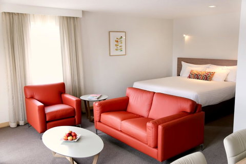 Salamanca Inn - Lightning Ridge Tourism 10