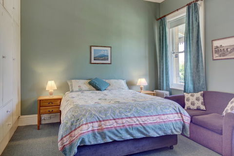 The Richmond Arms Hotel - Lightning Ridge Tourism 22