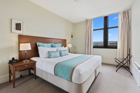 Launceston Central Apartment Hotel Official - Lightning Ridge Tourism 16
