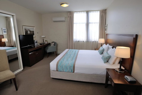 Launceston Central Apartment Hotel Official - Lightning Ridge Tourism 28