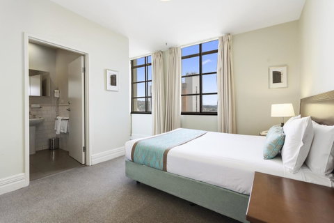 Launceston Central Apartment Hotel Official - Lightning Ridge Tourism 5