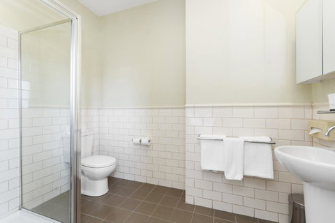 Launceston Central Apartment Hotel Official - Lightning Ridge Tourism 1