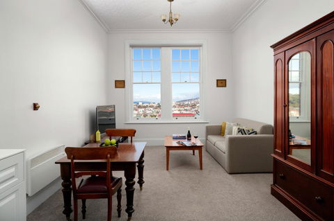 Rydges Hobart - Lightning Ridge Tourism 8