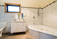 Driftwood Strahan Villas