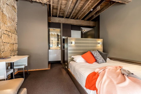 The Quarry Boutique Apartments - Lightning Ridge Tourism 29
