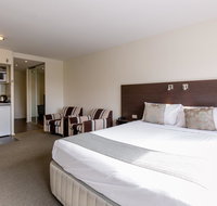 St Ives Motel Apartments - Lightning Ridge Tourism