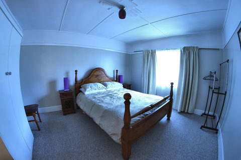 Maydena Chalet - Lightning Ridge Tourism 7