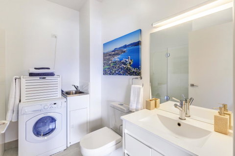 Bellerive Marina View Apartments NO 27 - Lightning Ridge Tourism 10