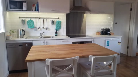 Driftwood-Cottage - Lightning Ridge Tourism 1