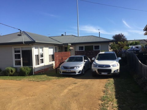 Driftwood-Cottage - Lightning Ridge Tourism 15