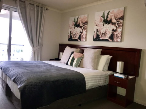 Hampden At Battery Point - Lightning Ridge Tourism 18