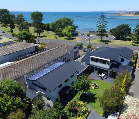Birchwood On The River - Devonport, Tasmania - Self-Contained And Self-Catering Accommodation - Lightning Ridge Tourism 9