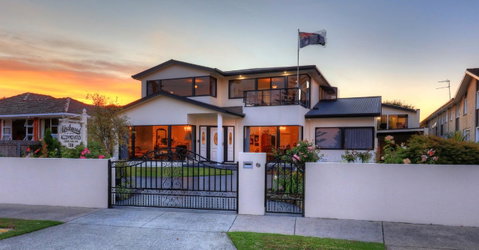 Birchwood On The River - Devonport, Tasmania - Self-Contained And Self-Catering Accommodation - Lightning Ridge Tourism 4