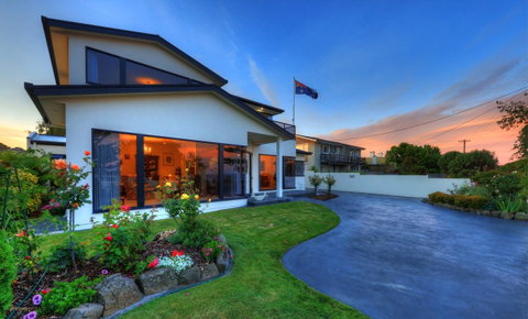 Birchwood On The River - Devonport, Tasmania - Self-Contained And Self-Catering Accommodation - Lightning Ridge Tourism 1