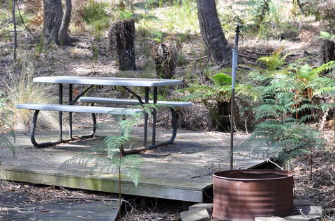 Oyster Cove Chalet - Lightning Ridge Tourism 25