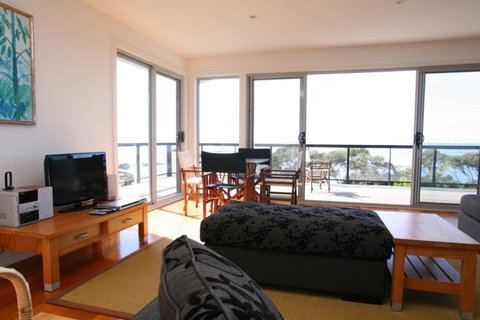Suntrap Cove Bicheno - Lightning Ridge Tourism 34
