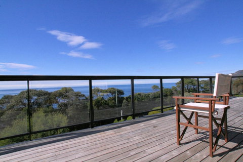 Suntrap Cove Bicheno - Lightning Ridge Tourism 11