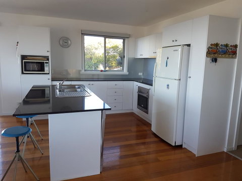 Suntrap Cove Bicheno - Lightning Ridge Tourism 41