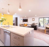Euphoria House - Lightning Ridge Tourism