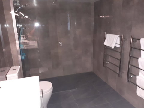 Jenatt Apartments Salamanca - Lightning Ridge Tourism 5