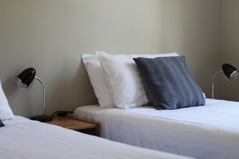 Jenatt Apartments Salamanca - Lightning Ridge Tourism 37
