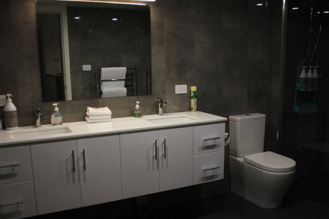 Jenatt Apartments Salamanca - Lightning Ridge Tourism 39