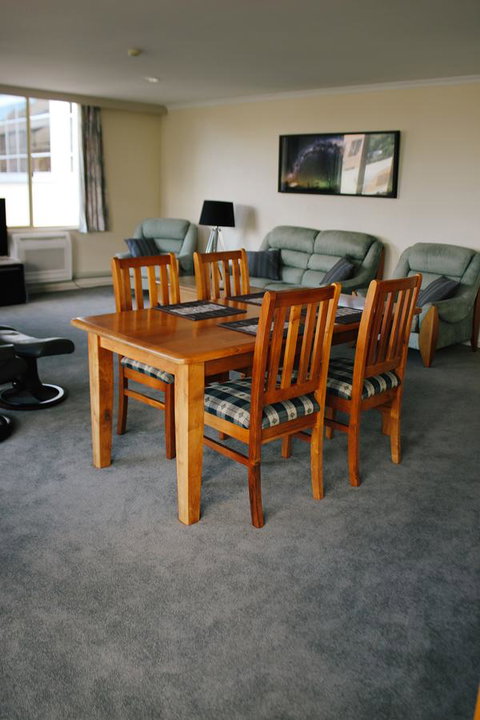 Jenatt Apartments Salamanca - Lightning Ridge Tourism 20