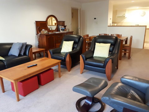 Jenatt Apartments Salamanca - Lightning Ridge Tourism 13