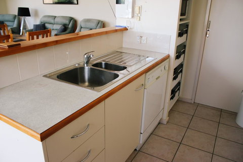 Jenatt Apartments Salamanca - Lightning Ridge Tourism 19