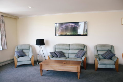 Jenatt Apartments Salamanca - Lightning Ridge Tourism 34