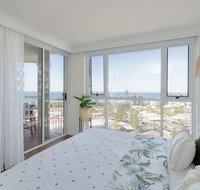NEW Beautiful 1 Bedroom Beach Views Broadbeach - Lightning Ridge Tourism