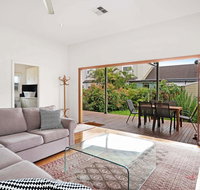 Newcastle Executive Homes - Cooks Hill Cottage - Lightning Ridge Tourism